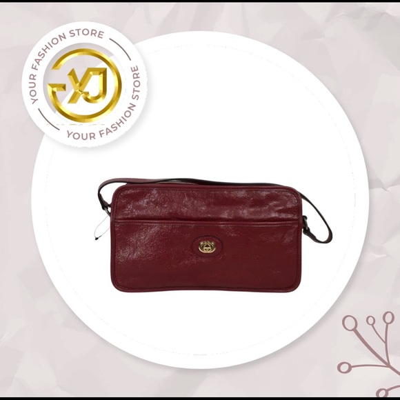 Gucci Women's Shoulder Bag Buckle GG Leather Maroon Color Sz M DM3 - Picture 1 of 13